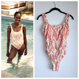 NWT Diarrablu Leila One Piece Square Neck Swimsuit in Blossom Rose Pink & Gold S